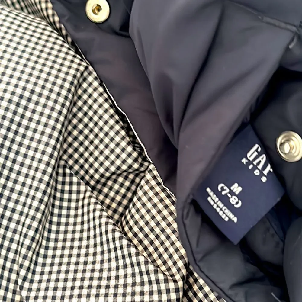 GAP Reversible Puffer Vest Navy Checkered Winter 7-8 Youth EUC Like New